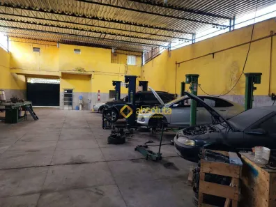 Galpão / Depósito / Armazém para alugar, 590m² no Barro, Recife