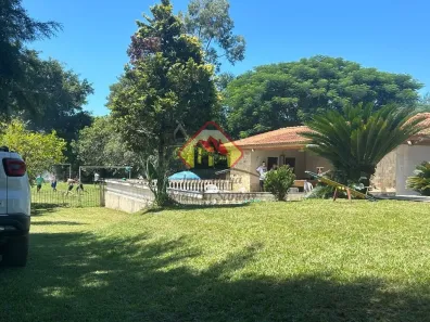 Fazenda / Sítio / Chácara com 4 Quartos à venda, 250m² no Vila Caetano, Taubaté