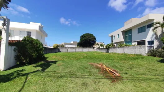 Terreno / Lote / Condomínio à venda, 753m² no Alphaville (Abrantes), Camaçari