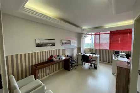 Conjunto Comercial / Sala à venda, 83m² no Asa Sul, Brasília