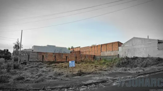 Terreno / Lote / Condomínio à venda, 262m² no Residencial Parque da Raposa III, Apucarana