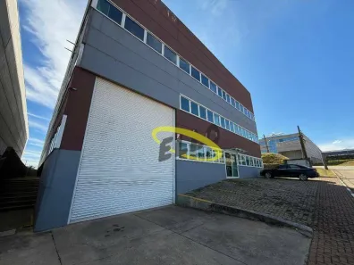 Galpão / Depósito / Armazém para alugar, 1100m² no Jardim Santa Paula, Cotia
