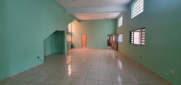 Prédio Inteiro com 3 Quartos à venda, 400m² no Jardim Terras de Santa Helena, Jacareí