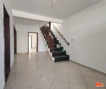 Casa com 3 Quartos para alugar, 180m² no Cremação, Belém