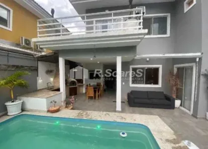 Casa de Condomínio com 4 Quartos à venda, 280m² no Vargem Pequena, Rio de Janeiro