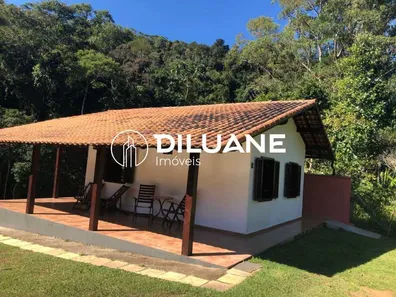 Fazenda / Sítio / Chácara com 3 Quartos à venda, 450m² no Palmares, Paty do Alferes