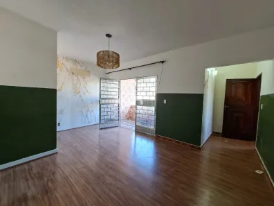 Casa com 2 Quartos para alugar, 80m² no Coelho da Rocha, São João de Meriti