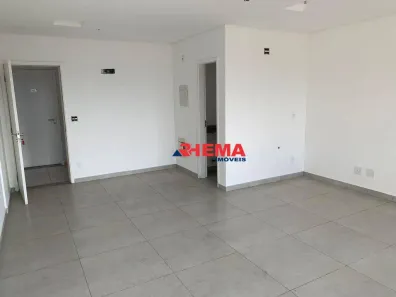 Conjunto Comercial / Sala para alugar, 43m² no Vila Mathias, Santos