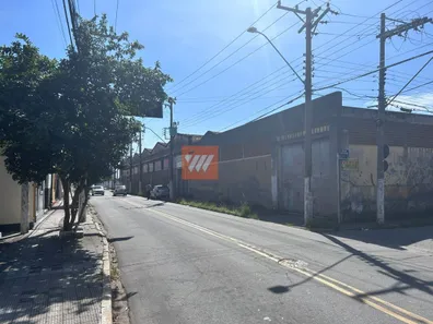 Galpão / Depósito / Armazém para alugar, 2097m² no Monção, Taubaté