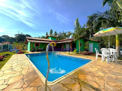 Fazenda / Sítio / Chácara com 3 Quartos para alugar, 1500m² no Curral, Ibiúna