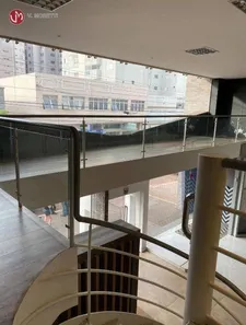 Prédio Inteiro à venda, 1544m² no Centro, Cascavel
