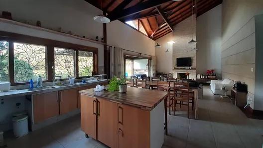 Fazenda / Sítio / Chácara com 3 Quartos à venda, 215m² no Cantão, Barra do Piraí