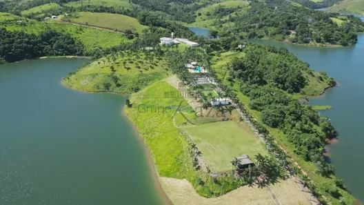 Sobrado com 7 Quartos à venda, 7000m² no , Igaratá
