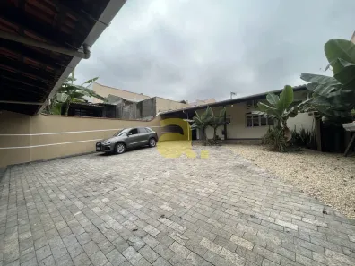 Casa com 3 Quartos à venda, 198m² no Água Verde, Blumenau
