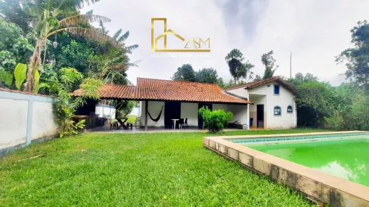 Fazenda / Sítio / Chácara com 5 Quartos à venda, 2000m² no Vale da Figueira (Ponta Negra), Maricá