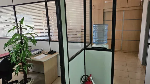 Conjunto Comercial / Sala para alugar, 64m² no Pitangueiras, Lauro de Freitas