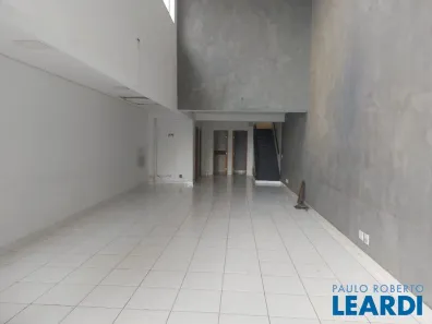 Loja / Salão / Ponto Comercial para alugar, 136m² no Vila Andrade, São Paulo