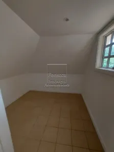 Cobertura com 3 Quartos para alugar, 139m² no Itaipava, Petrópolis