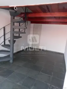 Loja / Salão / Ponto Comercial com 1 Quarto à venda, 30m² no Santa Mônica, Uberlândia