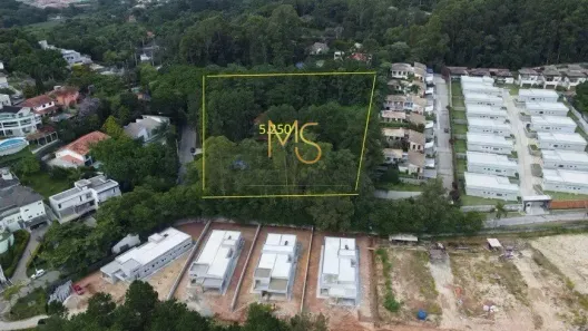 Casa com 4 Quartos para venda ou aluguel, 658m² no Chácara dos Junqueiras, Carapicuíba