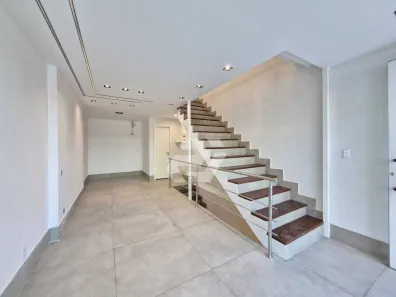 Loja / Salão / Ponto Comercial à venda, 83m² no Recreio dos Bandeirantes, Rio de Janeiro