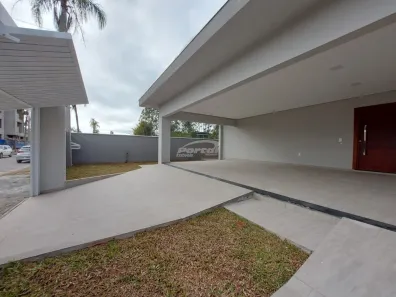 Casa com 3 Quartos para alugar, 200m² no Santo Antônio, Balneário Piçarras