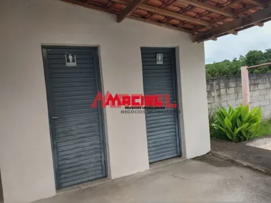 Fazenda / Sítio / Chácara com 3 Quartos à venda, 80m² no Padre Marcelo, Caçapava