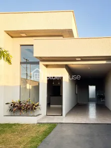 Casa com 3 Quartos à venda, 111m² no Setor Ponta Kayana, Trindade