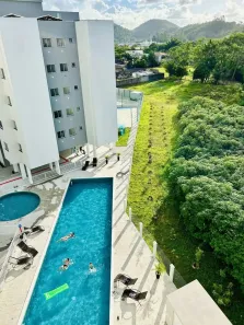 Apartamento com 2 Quartos para alugar, 65m² no Cedro, Camboriú