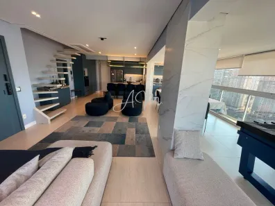Cobertura com 3 Quartos para venda ou aluguel, 227m² no Santo Amaro, São Paulo