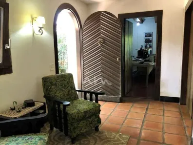 Fazenda / Sítio / Chácara com 3 Quartos para venda ou aluguel, 2400m² no Chácara São João, Carapicuíba
