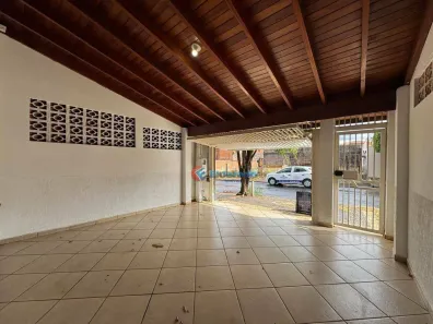 Casa com 3 Quartos para alugar, 140m² no Parque Residencial Casarão, Sumaré