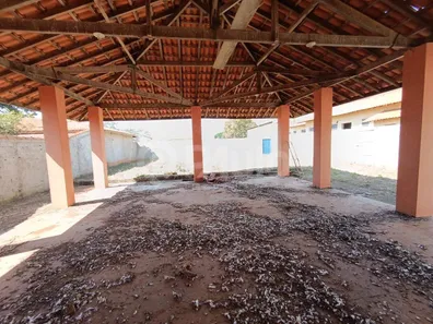 Fazenda / Sítio / Chácara com 1 Quarto à venda, 100m² no , Laranjal Paulista