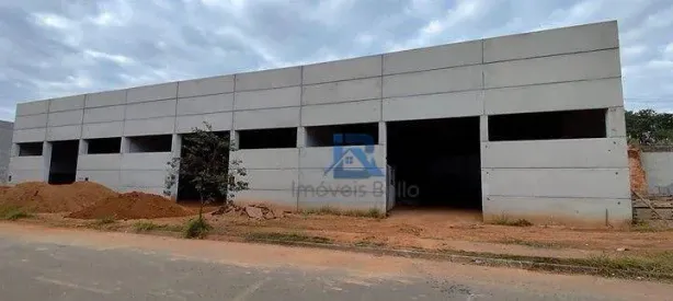 Galpão / Depósito / Armazém para alugar, 650m² no Loteamento Parque dos Canários, Itatiba