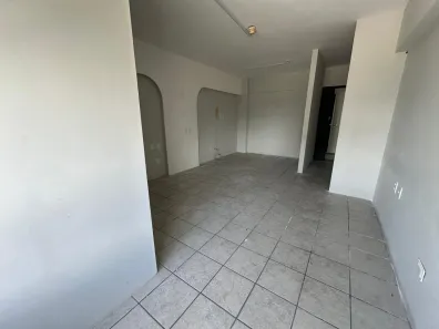 Conjunto Comercial / Sala para venda ou aluguel, 30m² no Pina, Recife