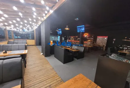 Loja / Salão / Ponto Comercial à venda, 100m² no Vila das Acácias, Poá