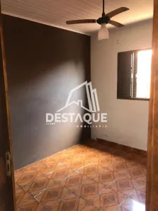 Casa com 2 Quartos para alugar, 250m² no , Regente Feijó