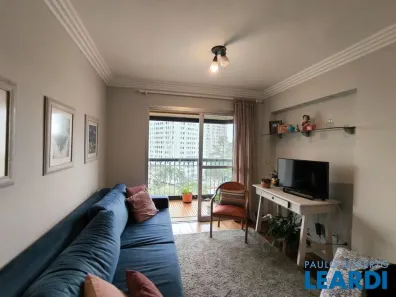 Apartamento com 3 Quartos para alugar, 102m² no Alto de Pinheiros, São Paulo