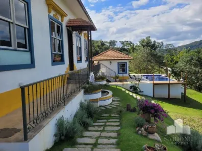 Fazenda / Sítio / Chácara com 4 Quartos à venda, 250m² no Pedro do Rio, Petrópolis