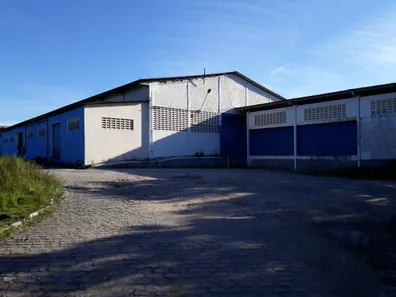 Galpão / Depósito / Armazém à venda, 2600m² no Centro, Simões Filho