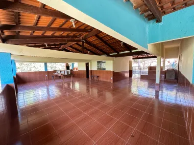 Fazenda / Sítio / Chácara com 4 Quartos à venda, 300m² no , Nerópolis