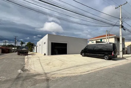Galpão / Depósito / Armazém à venda, 216m² no Borda do Campo, São José dos Pinhais