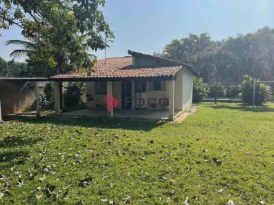 Fazenda / Sítio / Chácara com 3 Quartos à venda, 150m² no Freguesia da Escada, Guararema