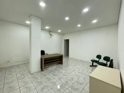 Conjunto Comercial / Sala para alugar, 10m² no Santa Maria, Chapecó