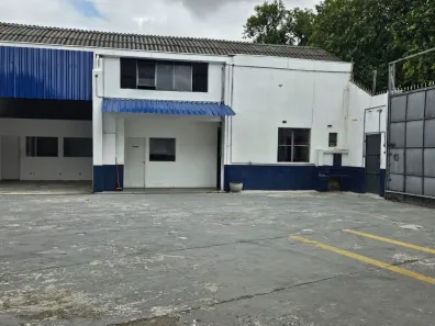 Galpão / Depósito / Armazém para alugar, 1000m² no Presidente Altino, Osasco