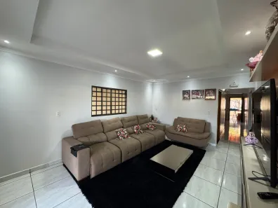 Casa com 5 Quartos à venda, 275m² no , Santo Antônio de Goiás