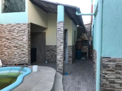 Sobrado com 5 Quartos à venda, 200m² no Centro, Feira de Santana