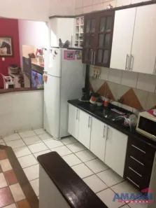 Sobrado com 2 Quartos à venda, 87m² no Cidade Jardim, Jacareí