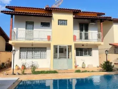 Casa com 3 Quartos à venda, 191m² no Centro, Águas de São Pedro