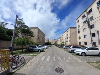 Apartamento com 2 Quartos para alugar, 42m² no Boa União (Abrantes), Camaçari